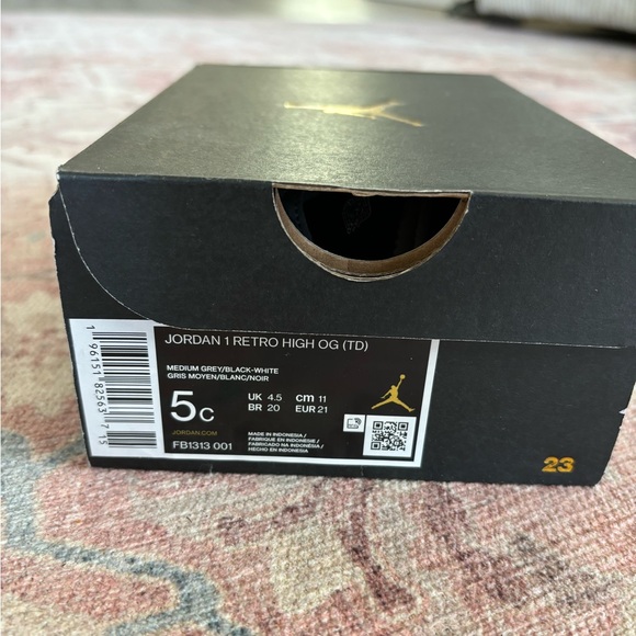 Toddler Jordan Retro High OG - Picture 4 of 4